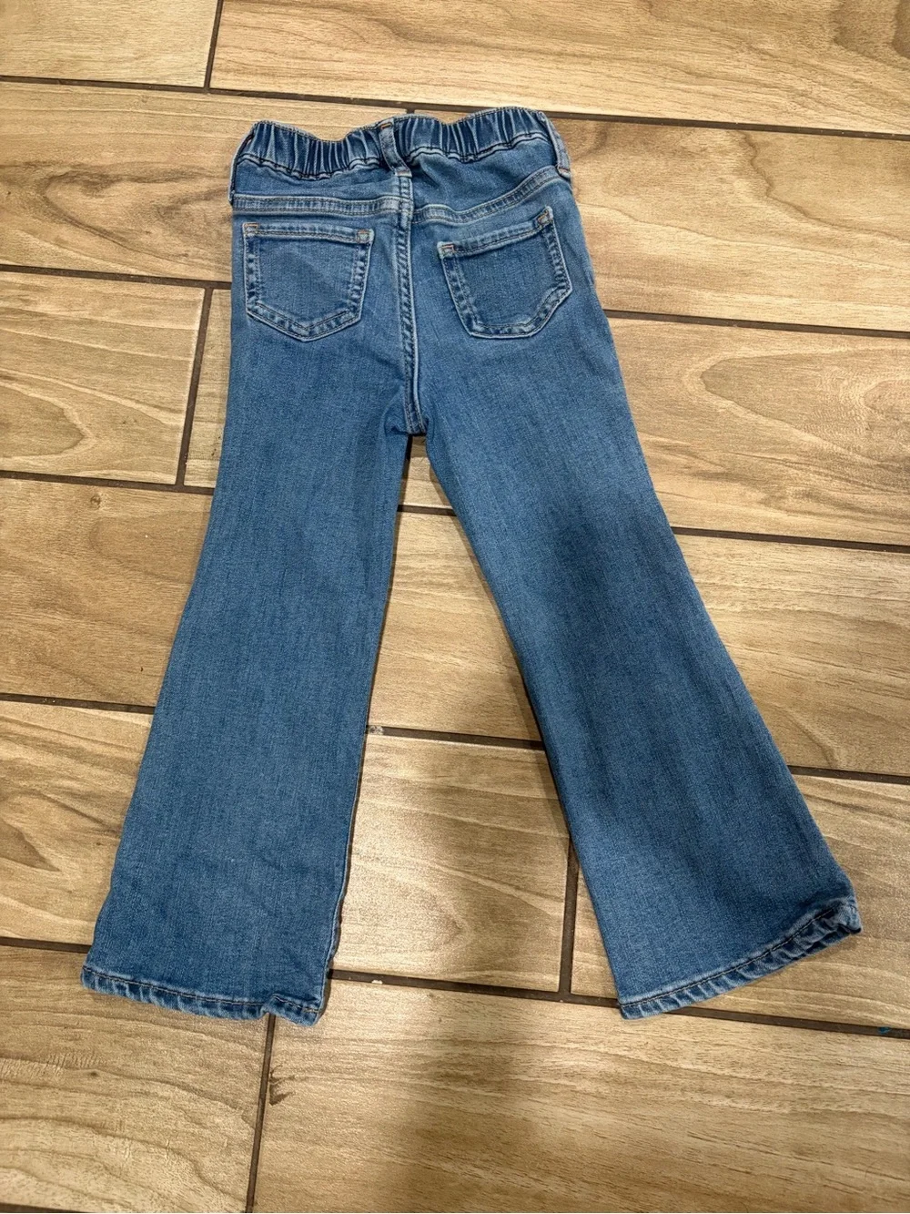 Girls Gap 70s flare blue denim jeans for a 5 year old